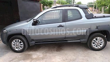 foto FIAT Strada Adventure 1.8 Cabina Extendida Locker Full usado (2016) color Gris precio $350.000