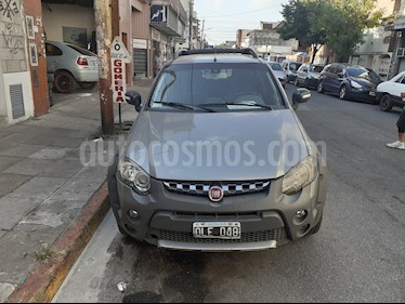 FIAT Strada Adventure 1.6 Cabina Doble 3 Puertas Pack Top usado (2015) color Gris Cromo precio $590.000