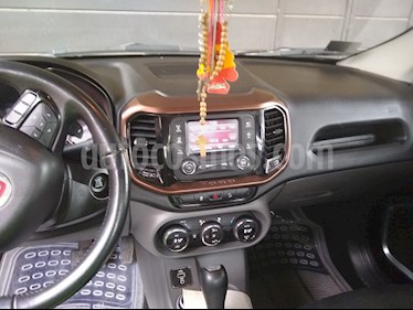 foto FIAT Toro 2.0 TDi Volcano 4x4 CD Aut usado (2016) color Negro precio $950.000