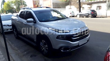 foto FIAT Toro 2.0 TDi Freedom 4x4 CD Pack Xtreme usado (2017) color Plata precio $1.350.000