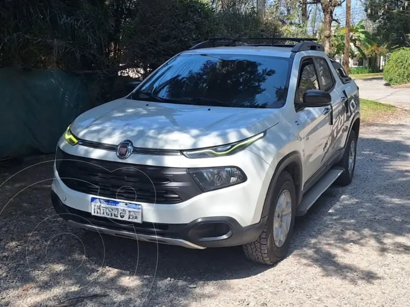 Foto FIAT Toro 2.0 TDi Freedom 4x2 CD usado (2017) color Blanco financiado en cuotas(anticipo $8.200.000 cuotas desde $532.000)