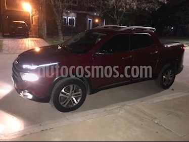 FIAT Toro 2.0 TDi Volcano 4x4 CD Aut Pack Premium usado (2017) color Rojo Obscuro precio $1.480.000