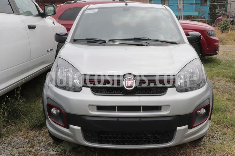 Fiat Uno Sporting usado (2019) color Plata Dorado precio $212,281