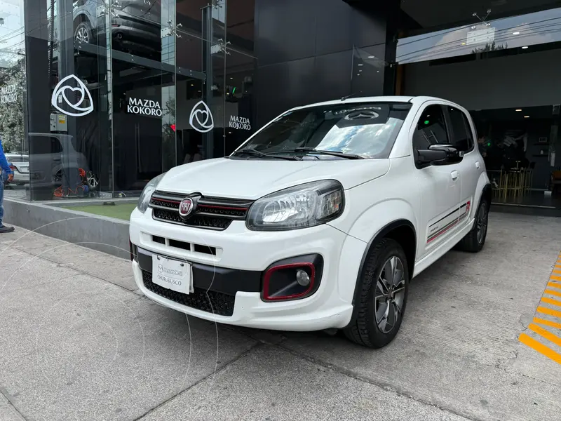 Foto Fiat Uno Sporting usado (2018) color Blanco precio $149,000