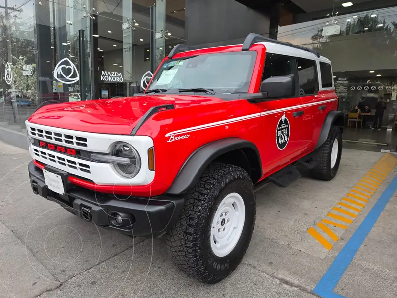 Foto Ford Bronco Heritage Limited 2.7L usado (2023) color Rojo precio $1,057,000