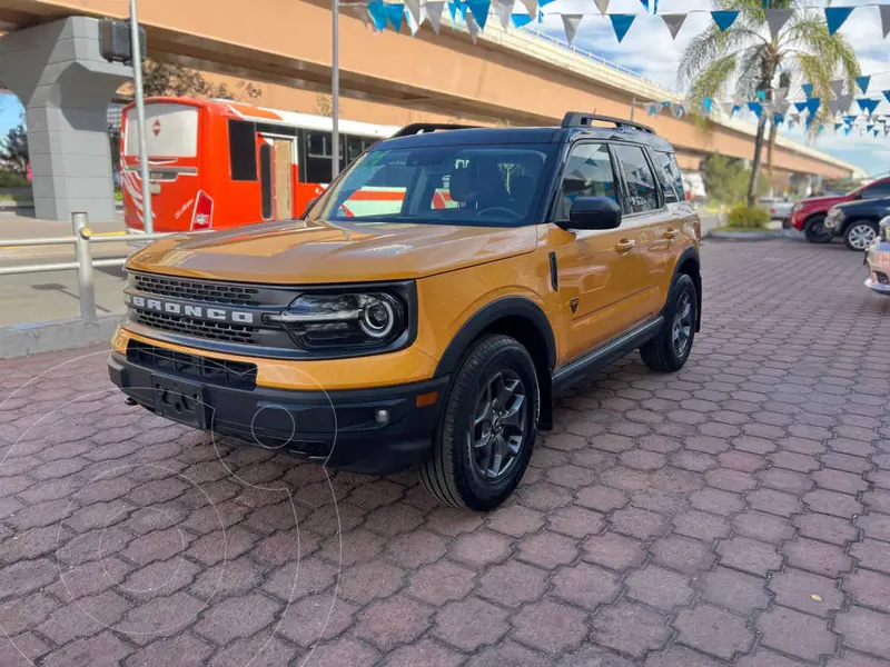 Foto Ford Bronco Sport Badlands usado (2021) color Amarillo precio $595,000