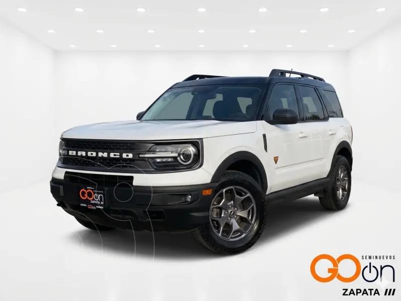 Foto Ford Bronco Sport Badlands usado (2022) color FOR BLANCO TUNDRA precio $490,000