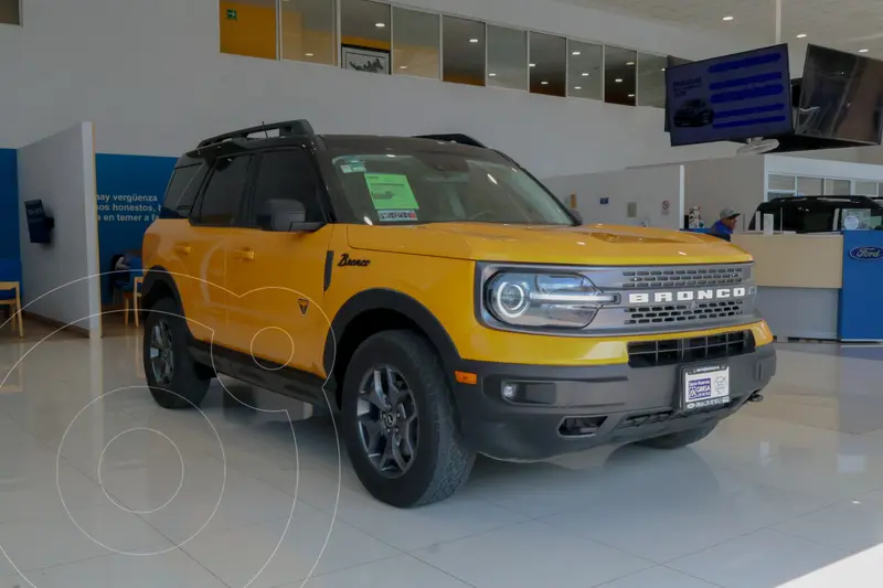Foto Ford Bronco Sport Badlands usado (2024) color Naranja financiado en mensualidades(enganche $181,000 mensualidades desde $11,750)