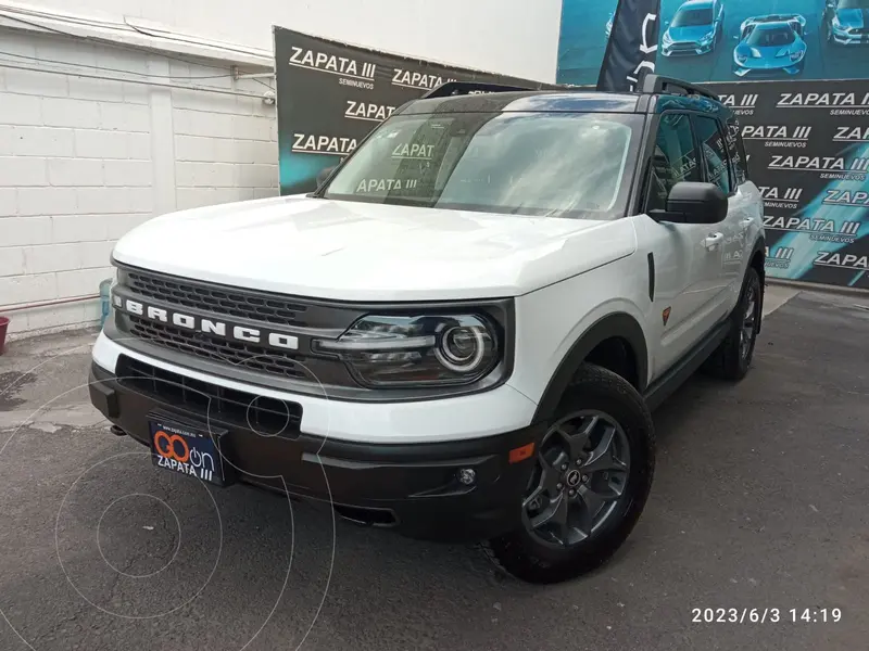 Foto Ford Bronco Sport Badlands usado (2021) color Blanco precio $795,000
