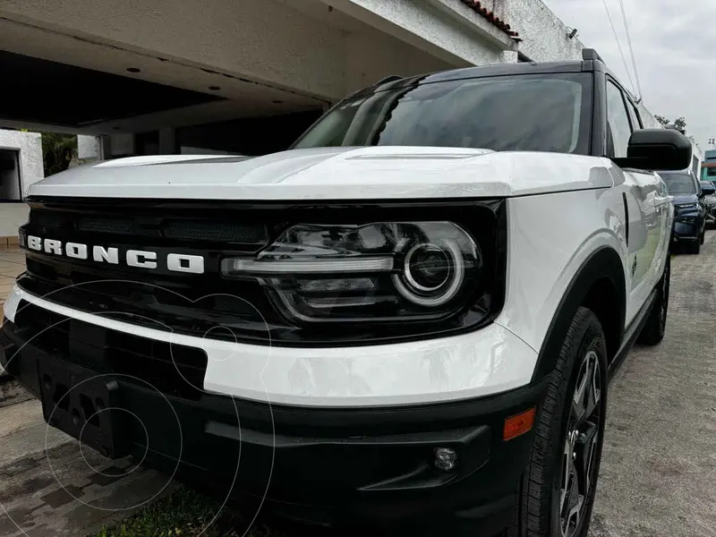 Foto Ford Bronco Sport Outer Banks usado (2024) color Blanco precio $628,000