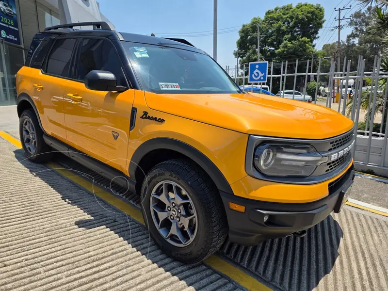 Foto Ford Bronco Sport Badlands usado (2023) color Naranja precio $540,000