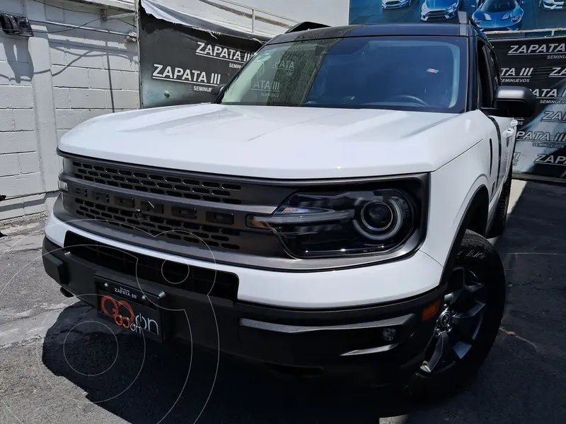 Foto Ford Bronco Badlands 2 Puertas usado (2022) color Blanco financiado en mensualidades(enganche $153,962 mensualidades desde $11,773)