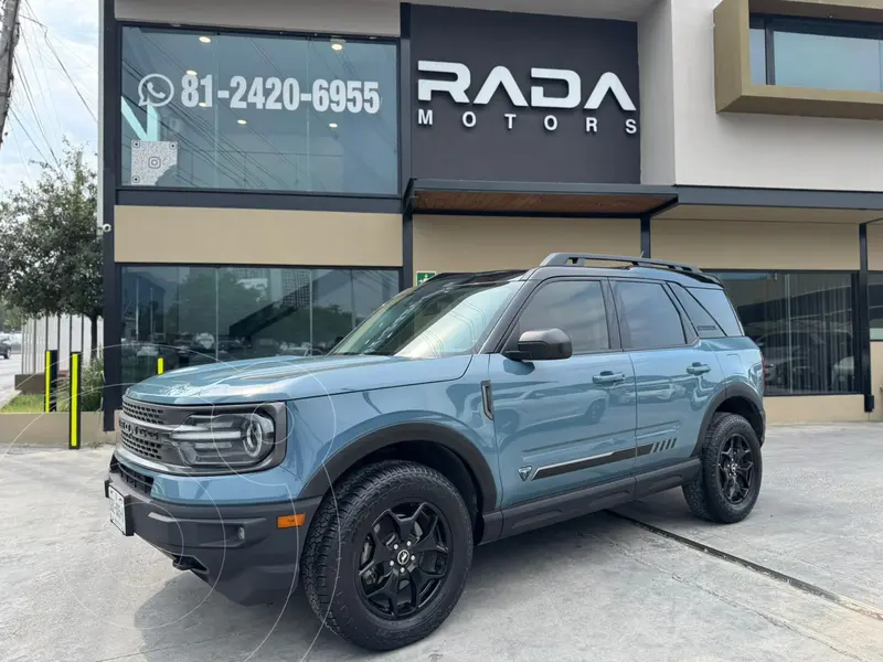 Foto Ford Bronco Badlands 4 Puertas usado (2021) color Azul Claro precio $548,800