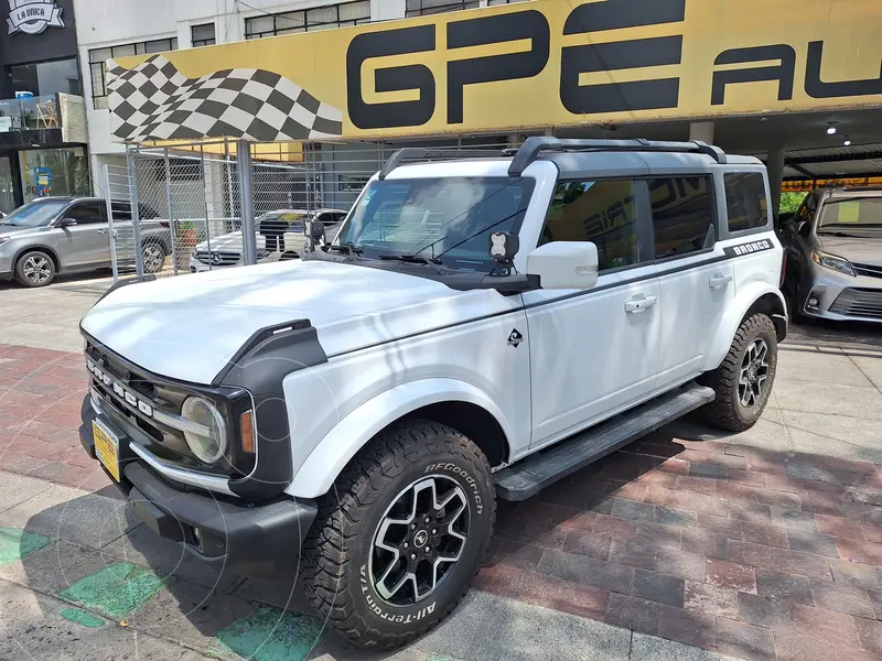 Foto Ford Bronco Outer Banks 4 Puertas usado (2022) color Blanco precio $978,000