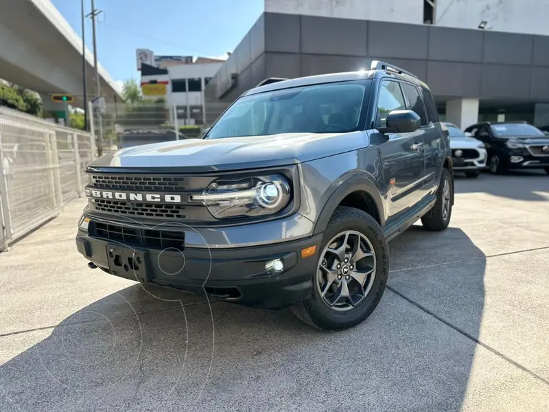 Foto Ford Bronco Badlands 4 Puertas usado (2023) color Gris financiado en mensualidades(enganche $116,380 mensualidades desde $13,066)
