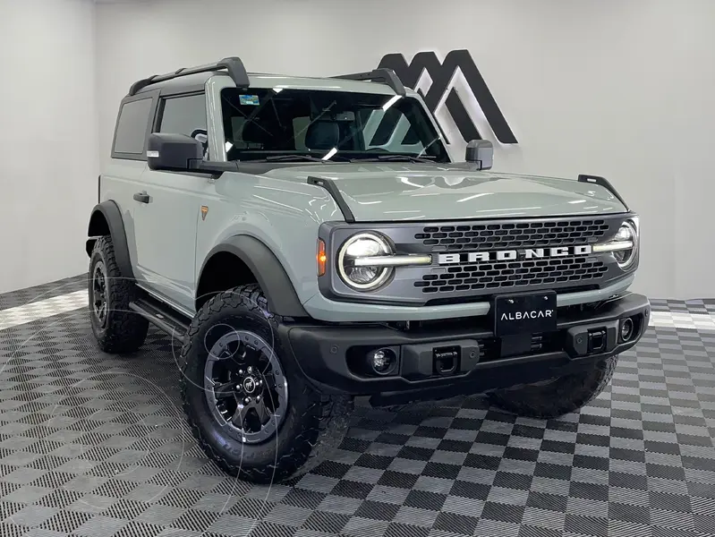 Foto Ford Bronco Badlands 4 Puertas usado (2022) color Gris precio $997,999