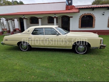 Ford Crown Victoria Police Interceptor usado (1974) color Amarillo precio $130,000