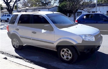 Foto venta Auto usado Ford EcoSport 2.0L 4x2 XLS (2010) color Plata Metalico precio $235.000