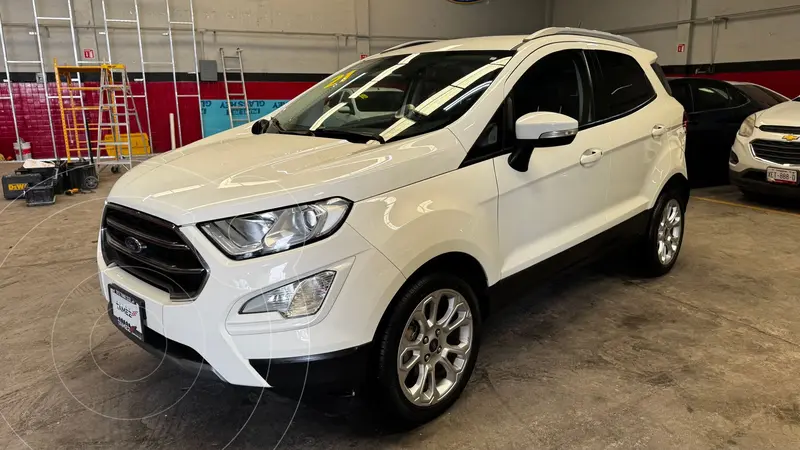 Foto Ford Ecosport Titanium usado (2021) color Blanco financiado en mensualidades(enganche $61,380 mensualidades desde $6,574)