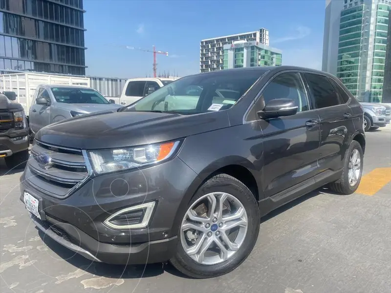 Foto Ford Edge Titanium usado (2016) color Gris Oscuro precio $289,000