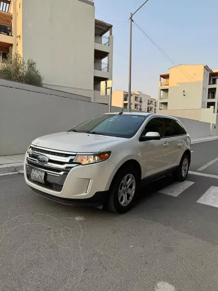 Foto Ford Edge SEL usado (2014) color Blanco Platinado precio $205,000