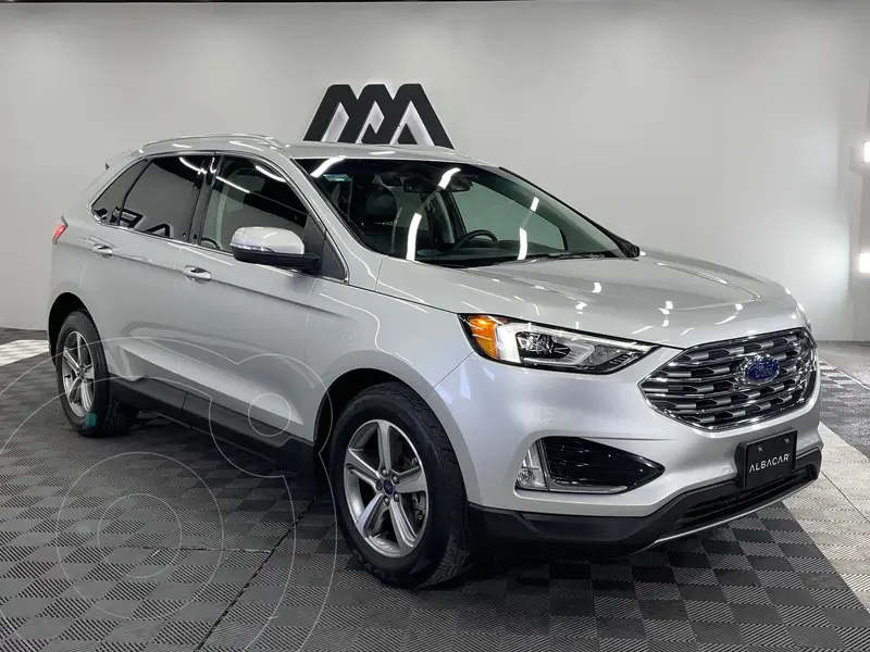 Foto Ford Edge SEL PLUS usado (2019) color plateado precio $289,999