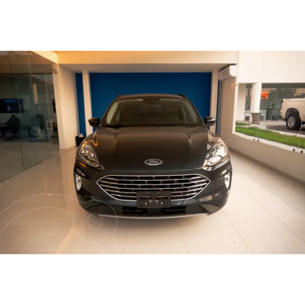 Foto Ford Escape Hibrida Titanium usado (2022) color Azul Oscuro precio $489,999