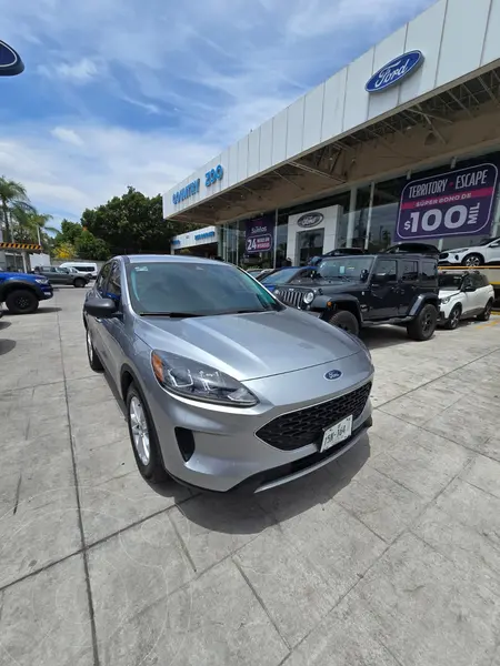 Foto Ford Escape Hibrida SE usado (2022) color Plata Estelar precio $498,000