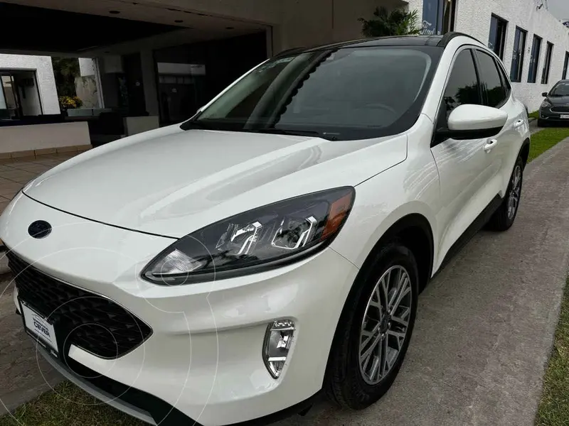 Foto Ford Escape Hibrida SEL Limited usado (2022) color Blanco financiado en mensualidades(enganche $119,600 mensualidades desde $16,220)