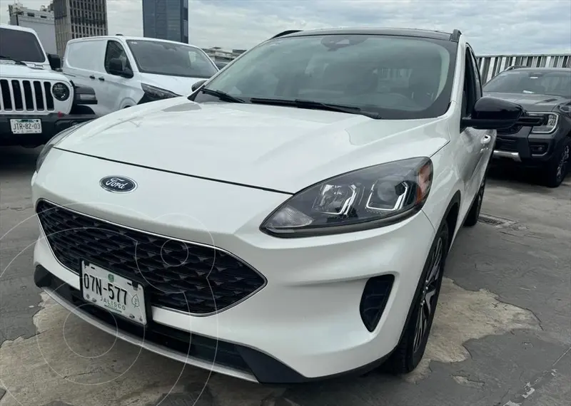 Foto Ford Escape Hibrida SE Sport Hybrid usado (2020) color Blanco precio $529,000