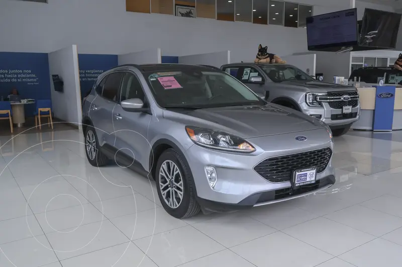 Foto Ford Escape Hibrida SEL Limited usado (2021) color Plata financiado en mensualidades(enganche $114,058 mensualidades desde $8,945)