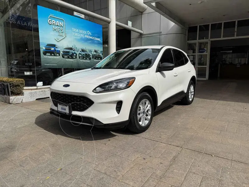 Foto Ford Escape Hibrida SE usado (2022) color Blanco financiado en mensualidades(enganche $122,416 mensualidades desde $13,027)