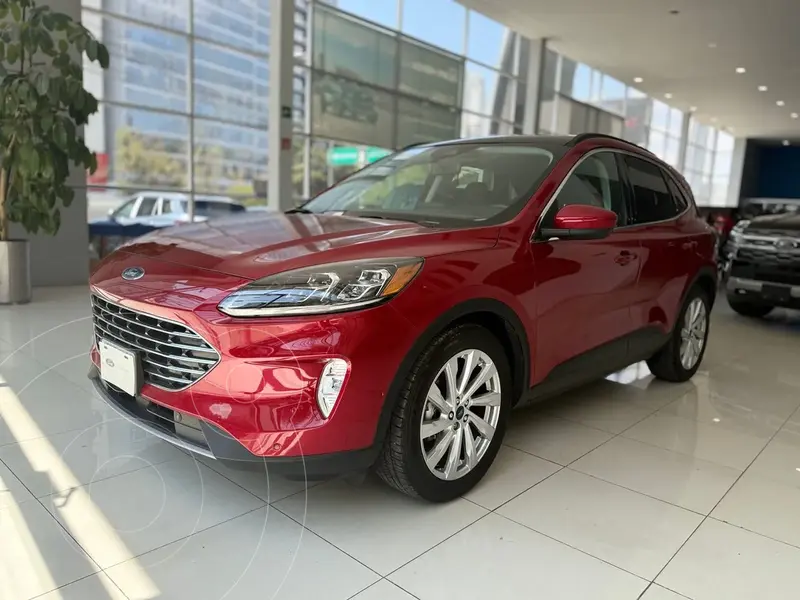 Foto Ford Escape Hibrida Titanium usado (2022) color Rojo Cerezo precio $484,999