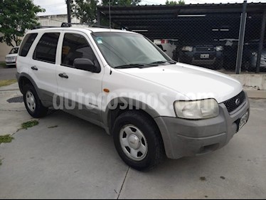 Ford Escape XLS 4x4 usado (2003) color Blanco precio $320.000