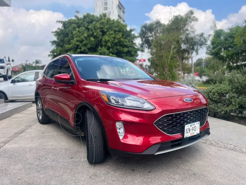 Foto Ford Escape SEL usado (2022) color Rojo Rubi precio $429,000