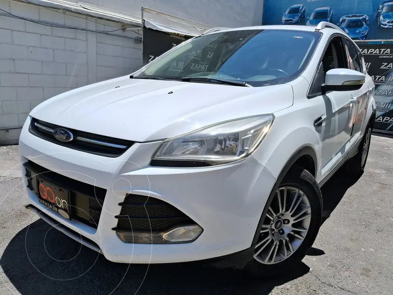 Foto Ford Escape Trend Advance usado (2016) color Blanco precio $210,000