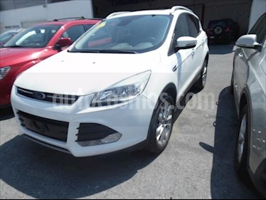 Ford Escape 5P TITANIUM L4/2.5 AUT usado (2016) color Blanco precio $295,000