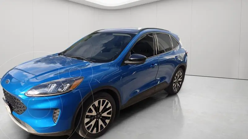 Foto Ford Escape Titanium EcoBoost usado (2020) color Azul precio $398,000