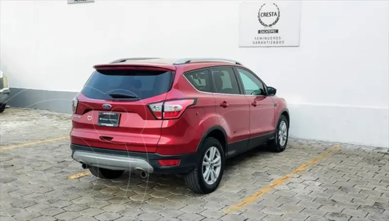 Foto Ford Escape Trend Advance EcoBoost usado (2018) color Rojo precio $327,900