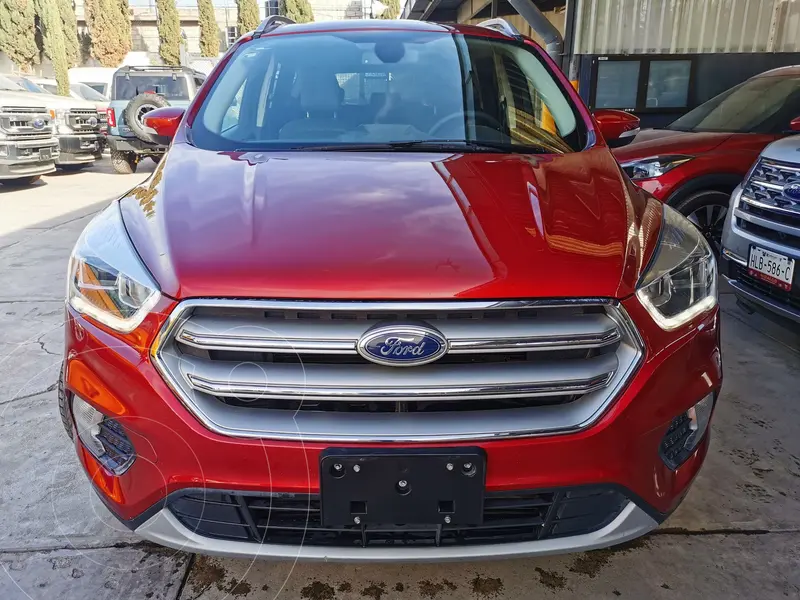 Foto Ford Escape Trend Advance usado (2019) color Rojo financiado en mensualidades(enganche $116,000 mensualidades desde $11,684)