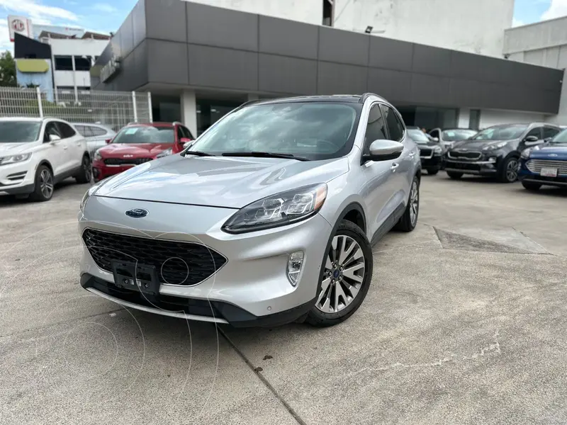 Foto Ford Escape Titanium EcoBoost usado (2020) color plateado financiado en mensualidades(enganche $92,400 mensualidades desde $10,373)