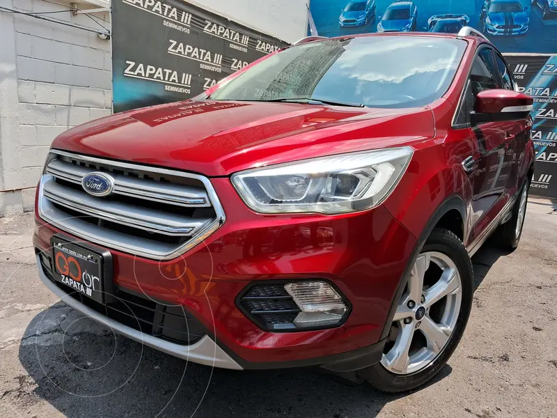 Foto Ford Escape Trend Advance usado (2019) color Rojo financiado en mensualidades(enganche $95,000 mensualidades desde $5,510)