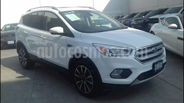 foto Ford Escape Titanium EcoBoost usado (2017) color Blanco precio $329,000