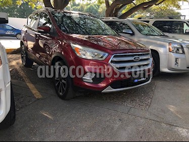 foto Ford Escape Titanium EcoBoost usado (2017) color Rojo precio $329,000