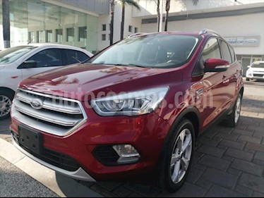 foto Ford Escape Trend Advance usado (2019) color Rojo precio $364,000