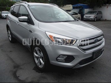 foto Ford Escape Trend Advance usado (2017) color Gris precio $310,000