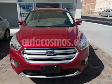 Foto Ford Escape S usado (2018) color Rojo precio $304,000
