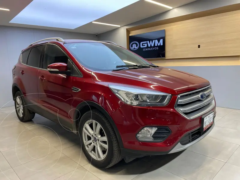 Foto Ford Escape S Plus usado (2019) color Rojo financiado en mensualidades(enganche $104,500 mensualidades desde $4,397)