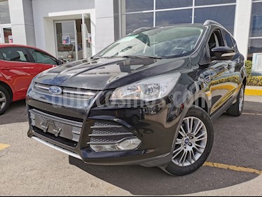 Ford Escape Trend Advance usado (2016) color Negro Profundo precio $259,000