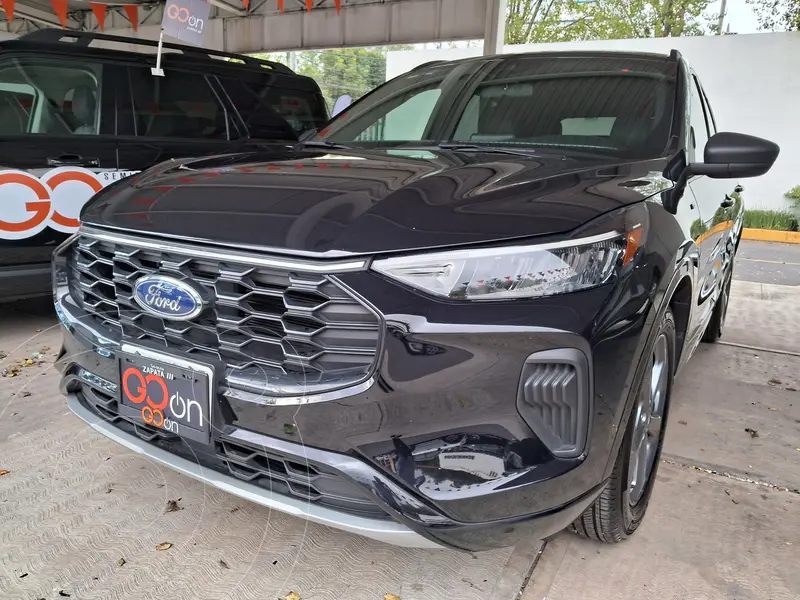 Foto Ford Escape S usado (2023) color Negro precio $500,000